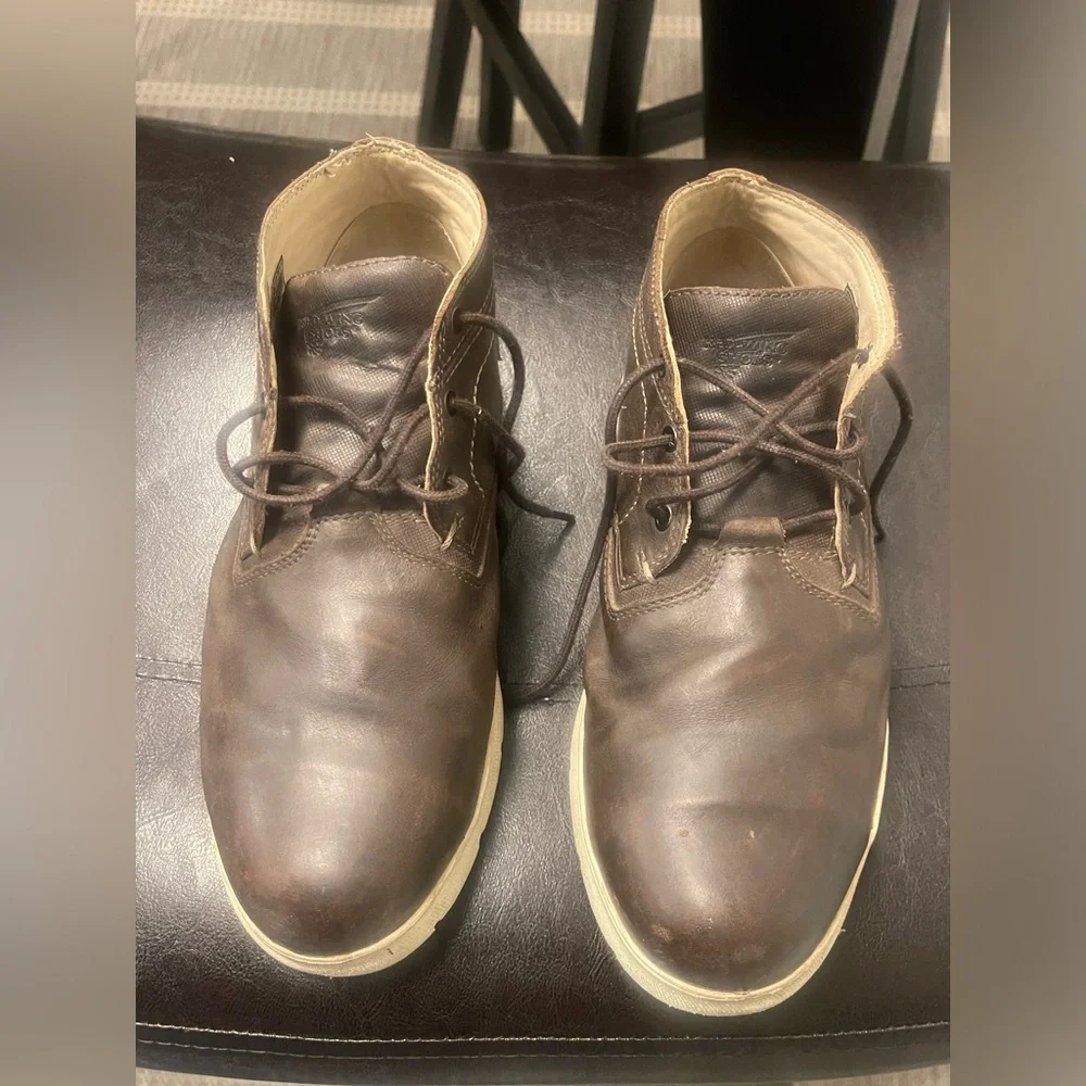 RED WING Cross Lite CHUKKA BOOT Sneaker Safety Toe MENS US 8